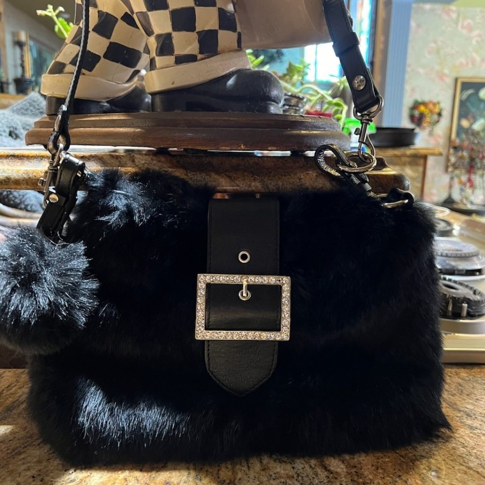Aqua Madonna Rabbit Fur Excellent Condition Crossbody Black 11W 9H 3D